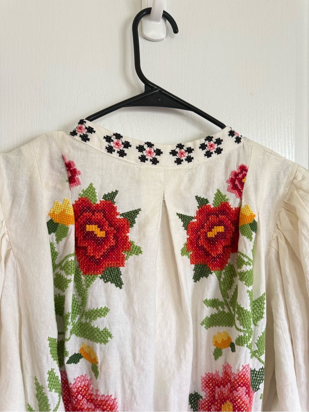 Farm Rio Carmina Embroidered Mini Dress - Picture 11 of 12